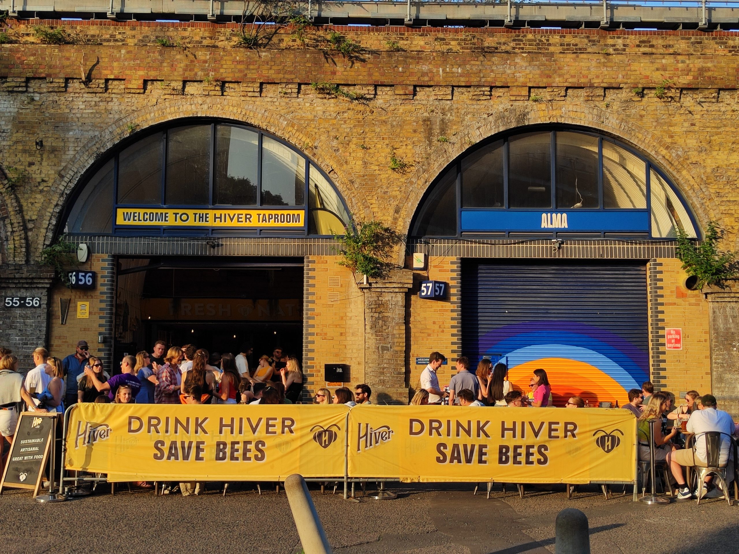 10% Hiver Taproom