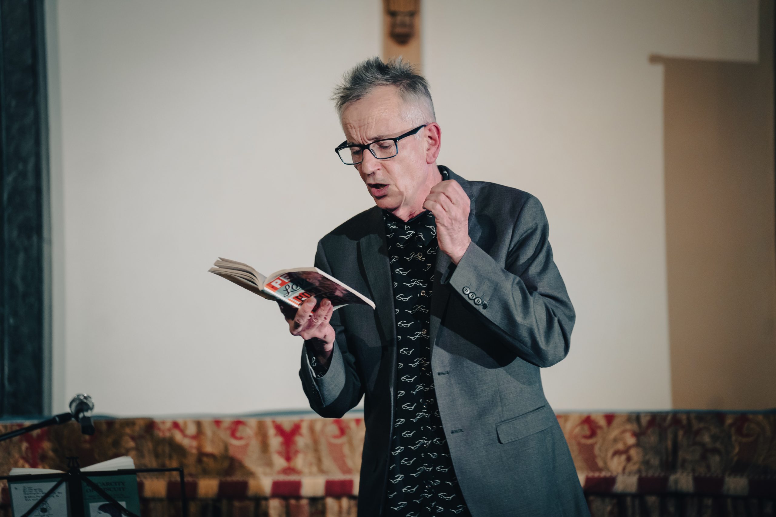 John Hegley Poetry workshop at the Museum of Life Sciences