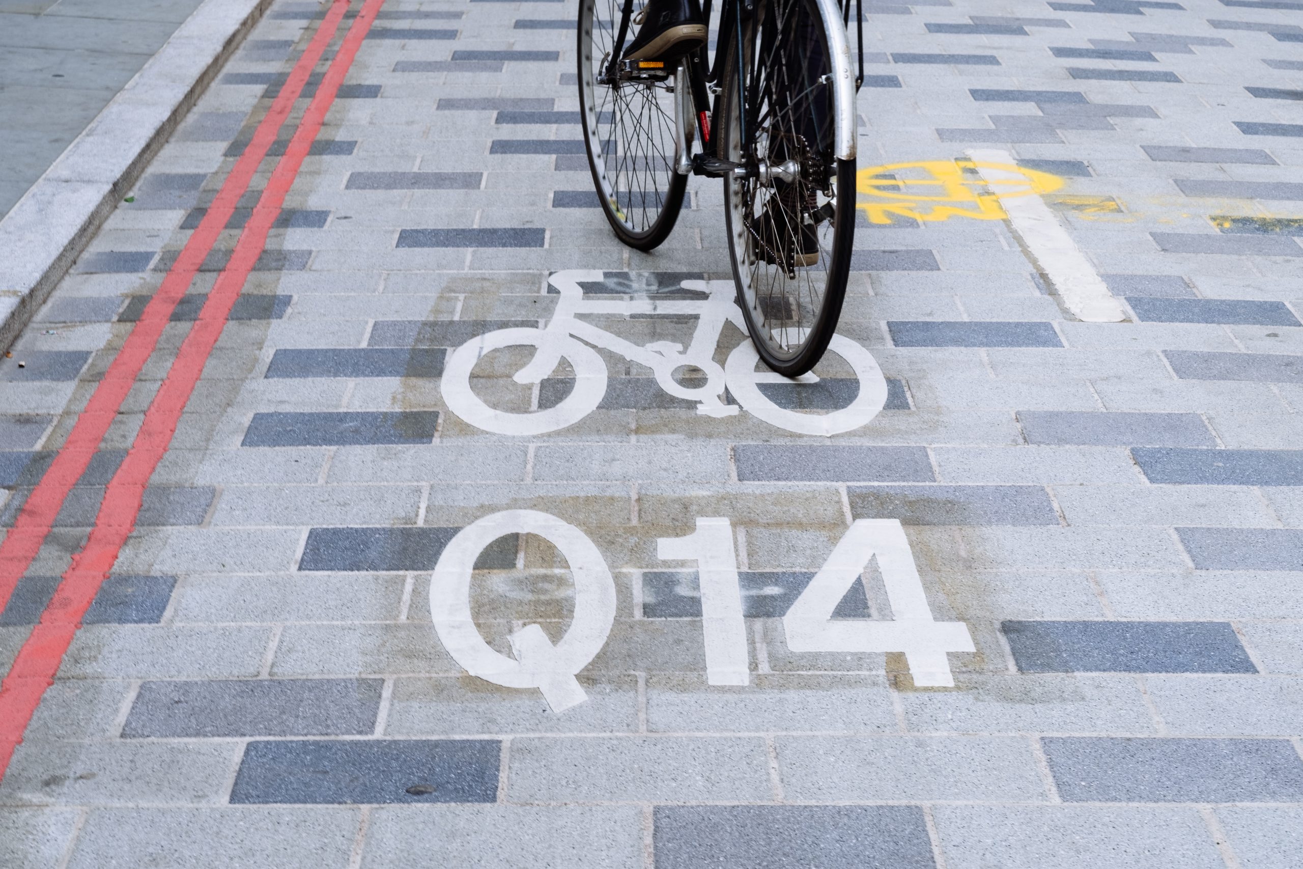 Huge demand for walking and cycling requires new, safe routes through London Bridge